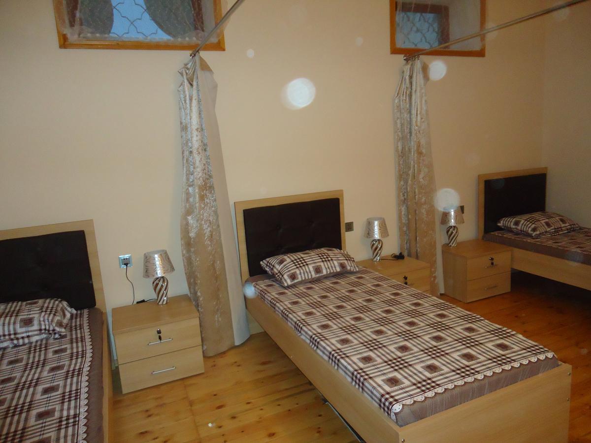 Guesthouse Khazar In Old City Баку Екстер'єр фото