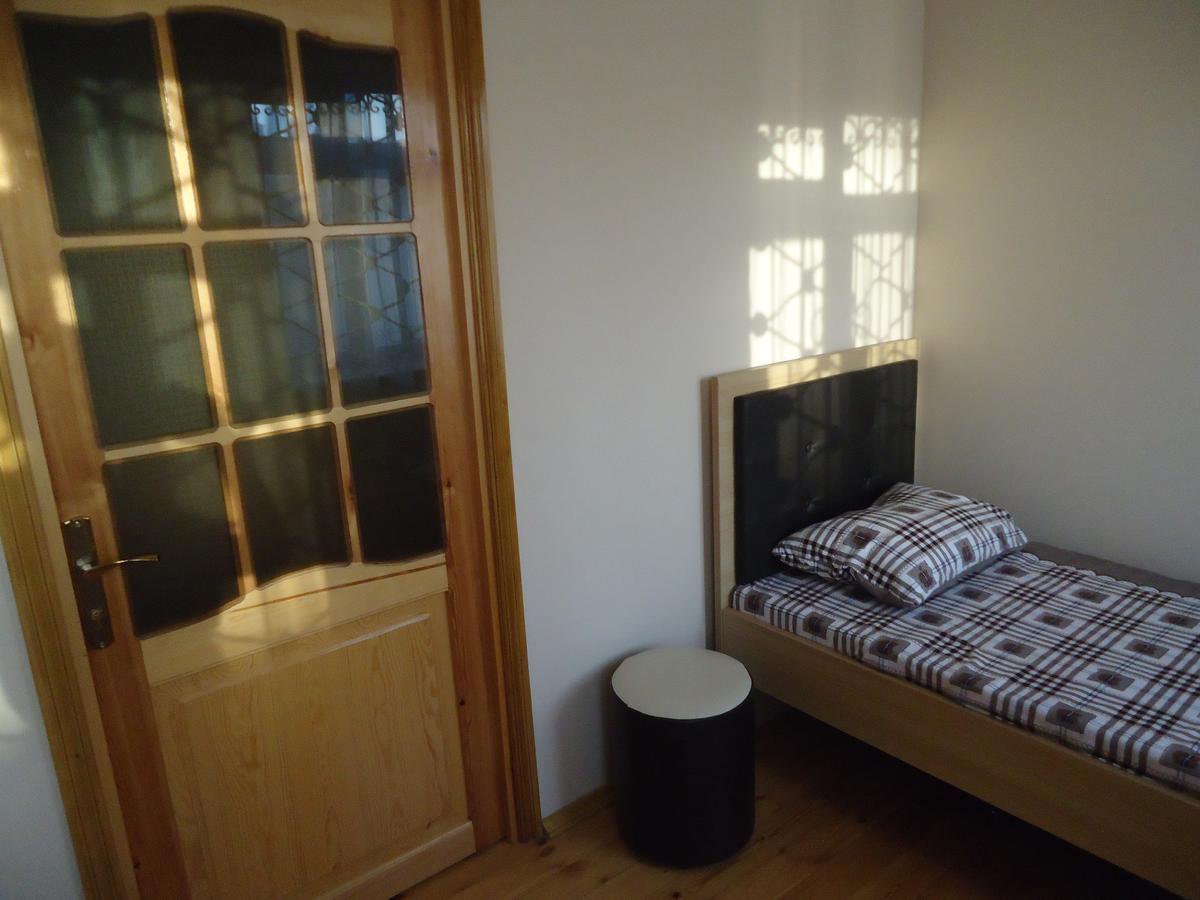 Guesthouse Khazar In Old City Баку Екстер'єр фото